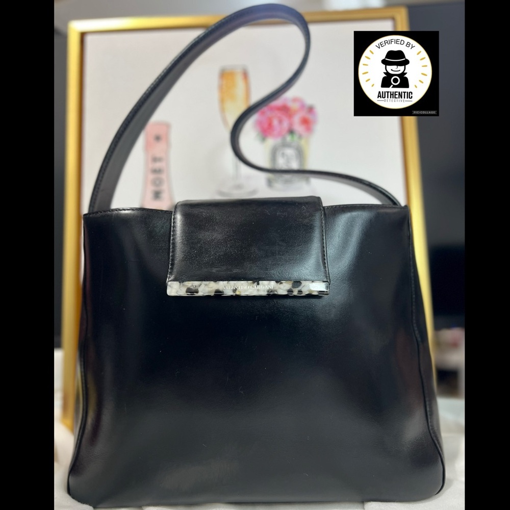 Valentino Garavani Vintage Rockstud Shoulder Italian Leather Black
